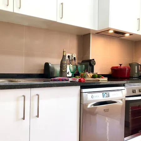 Modern Center 公寓